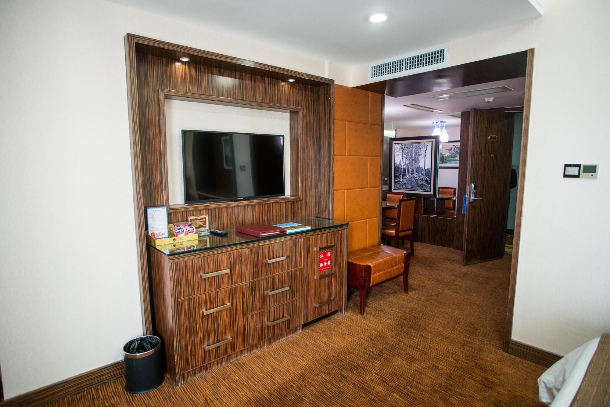Nanyang King'S Gate Hotel--Free Shuttle Service To Canton Fair Extérieur photo