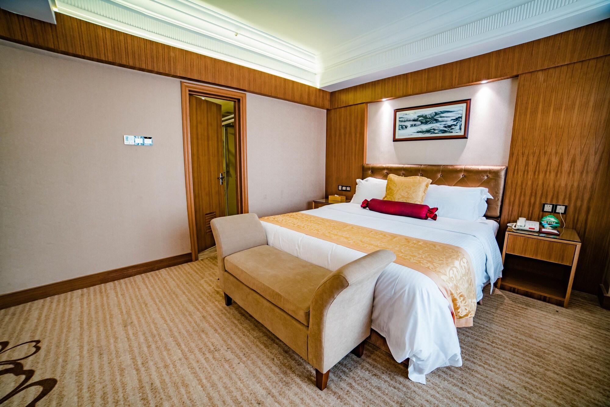 Nanyang King'S Gate Hotel--Free Shuttle Service To Canton Fair Extérieur photo