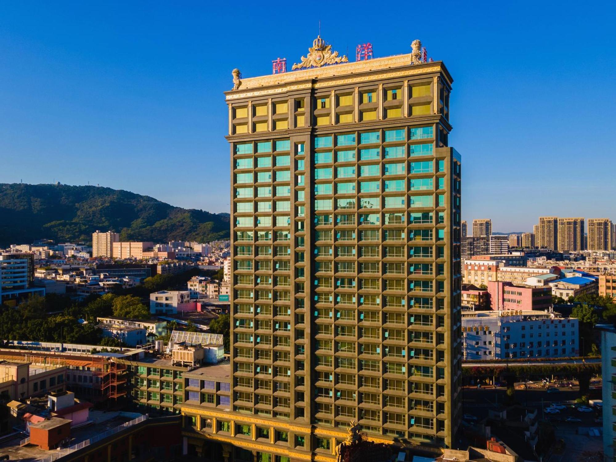 Nanyang King'S Gate Hotel--Free Shuttle Service To Canton Fair Extérieur photo