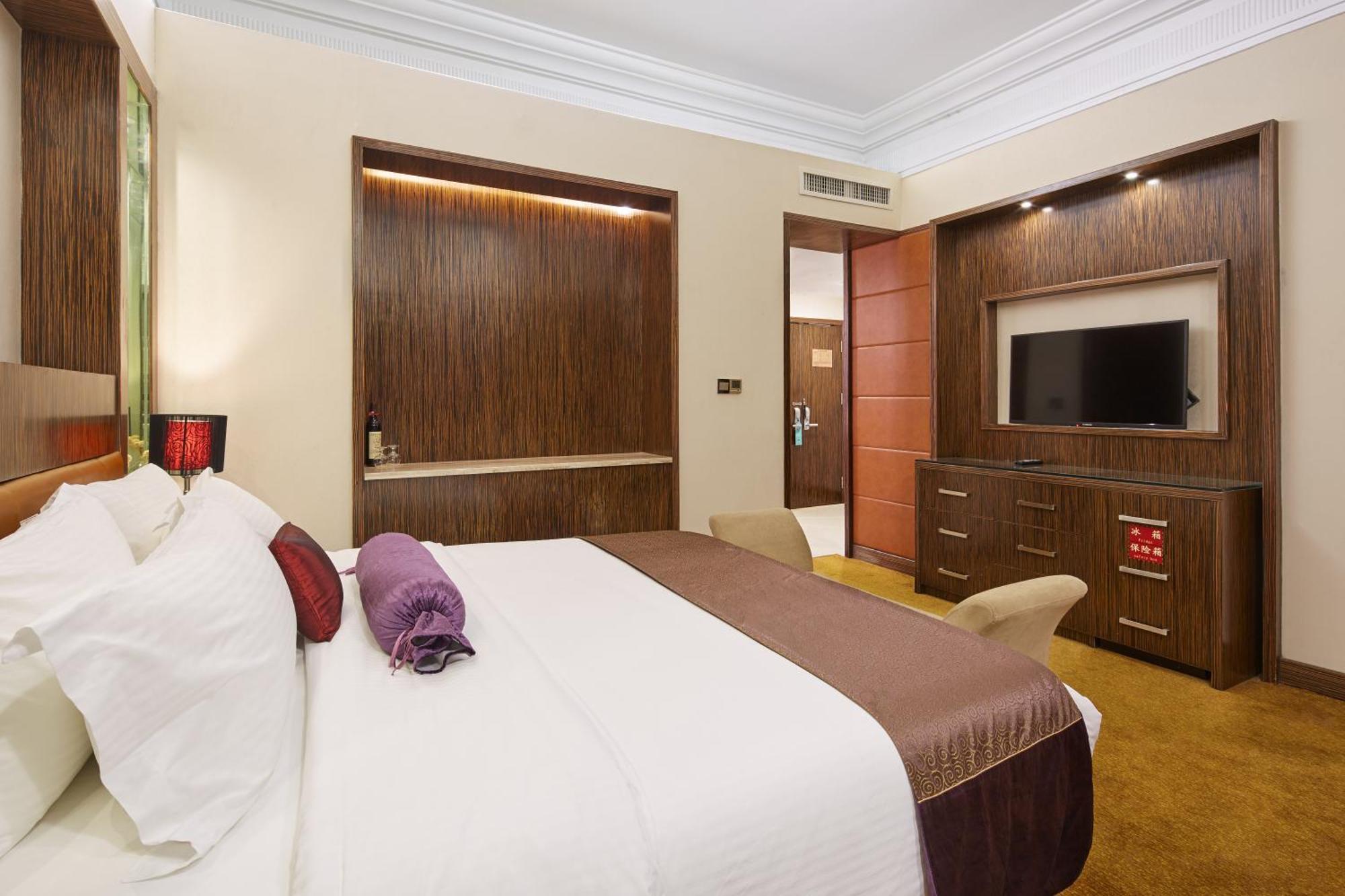 Nanyang King'S Gate Hotel--Free Shuttle Service To Canton Fair Extérieur photo