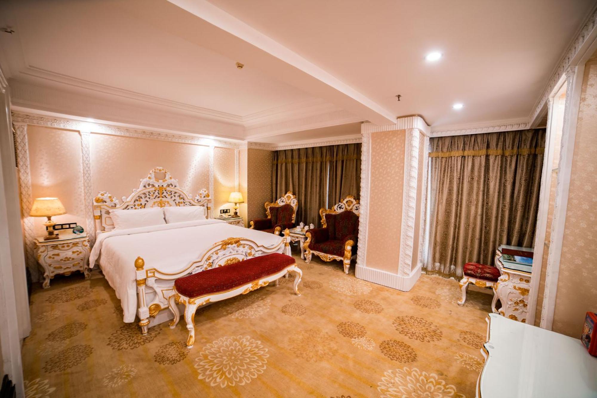 Nanyang King'S Gate Hotel--Free Shuttle Service To Canton Fair Extérieur photo